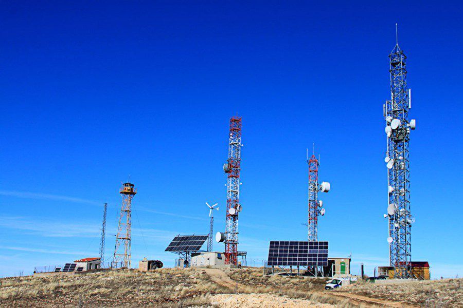 Bladon microturbine genset: pv/wind compatible